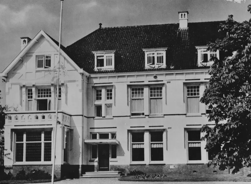 rusthuis-sonnehaert-in-zeist_via-mvdg.jpg