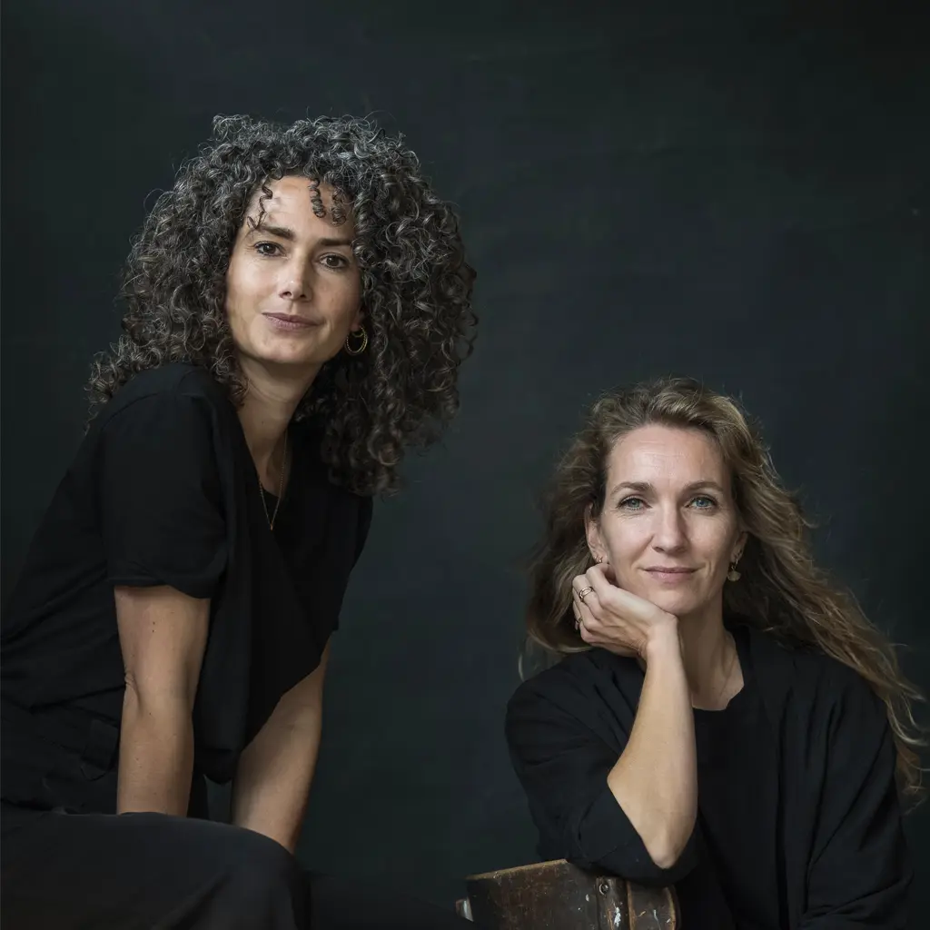 Portret Bregje Feuts en Mirte Wibaut, fotograaf: Keke Keukelaar
