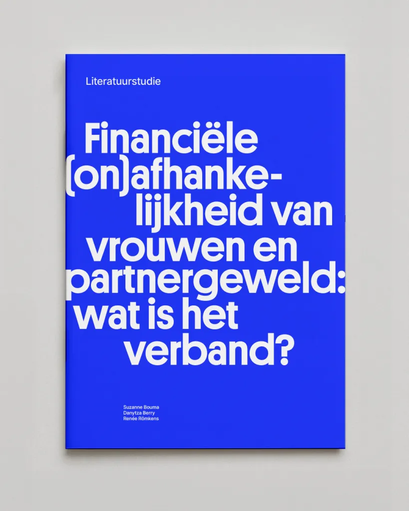 atr_rapport-omslag_mockup_financiele-onafhankelijkheid-vrouwen-partnergeweld.jpg
